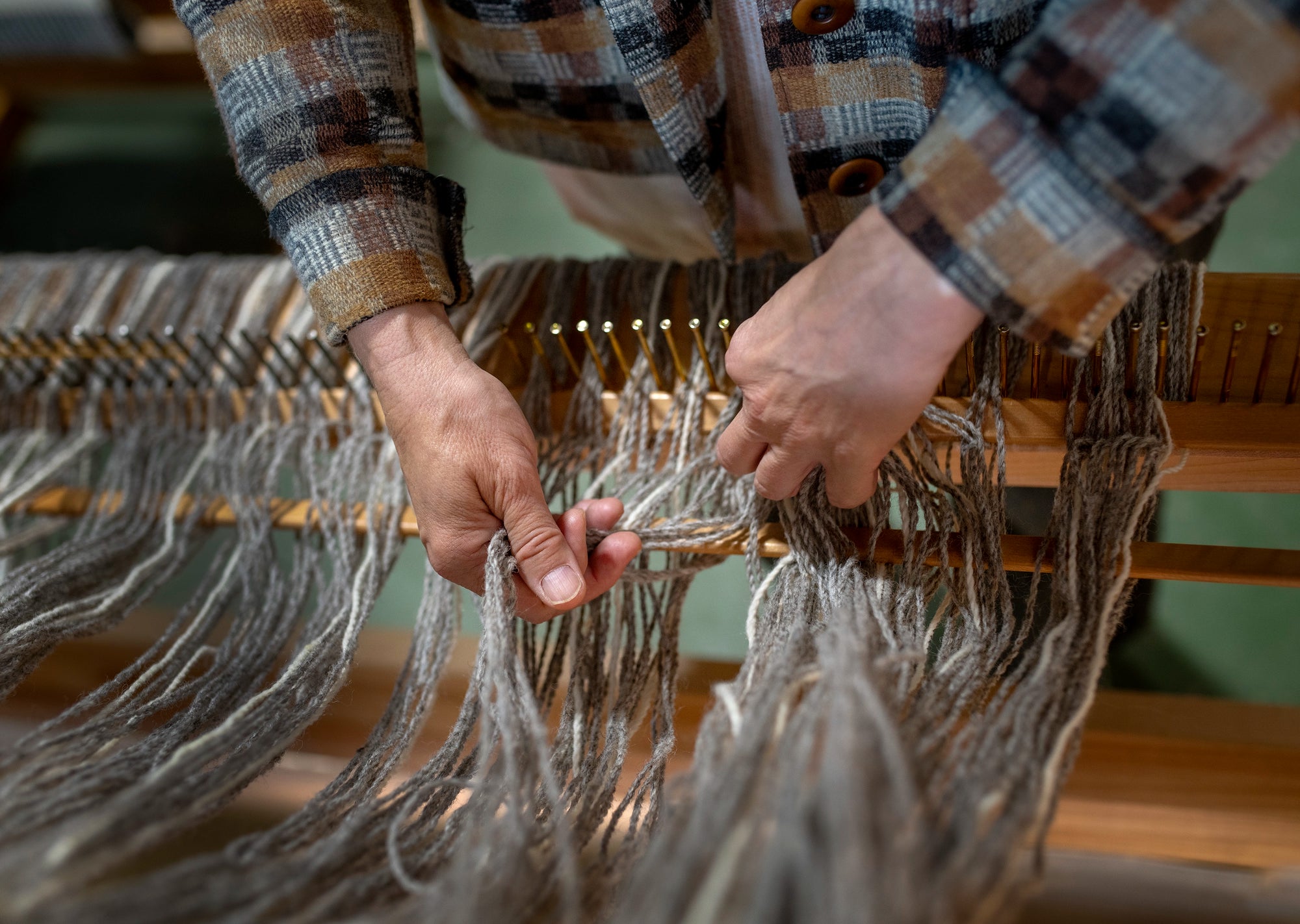 Edmonton handmade woven wool fabric for blankets