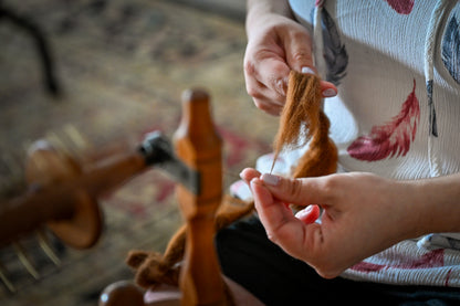 Spinning Llama and Alpaca Fibre