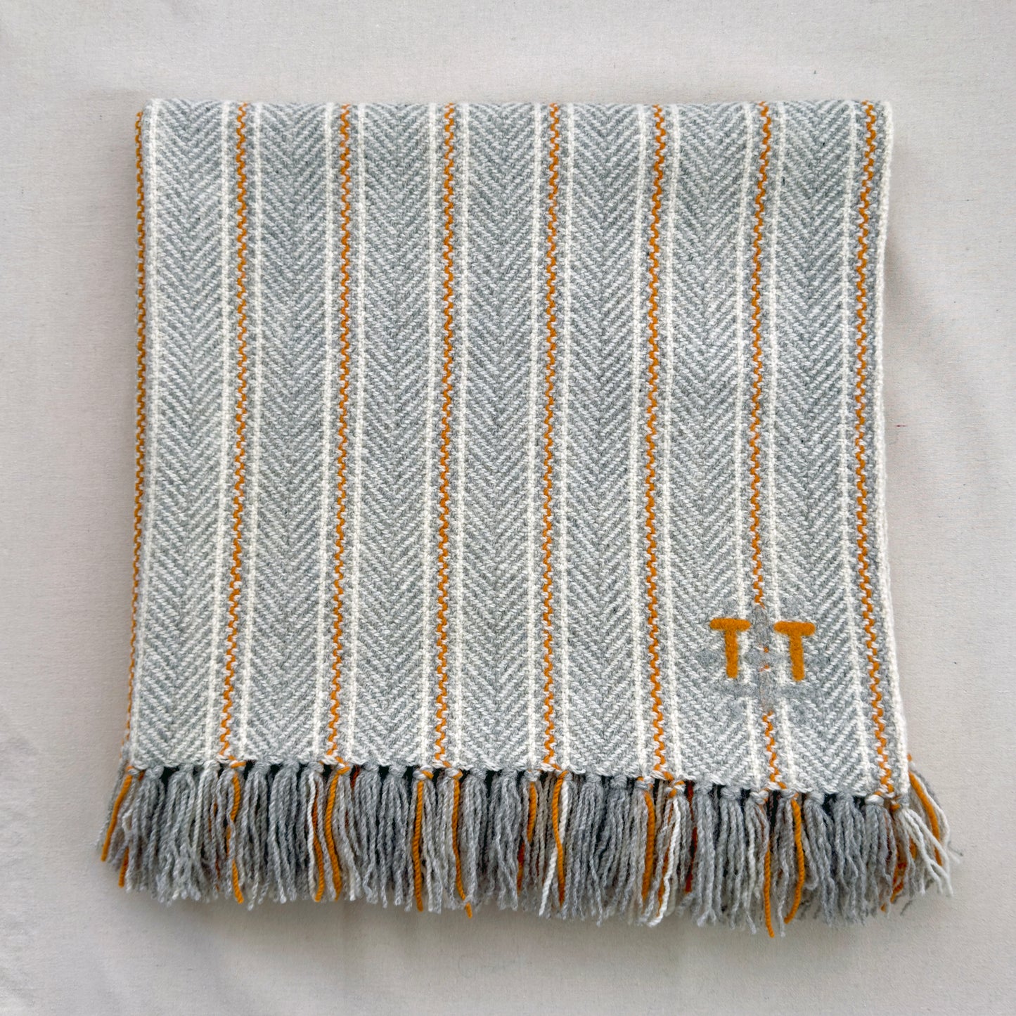 Dornick/Herringbone Woolen Throw