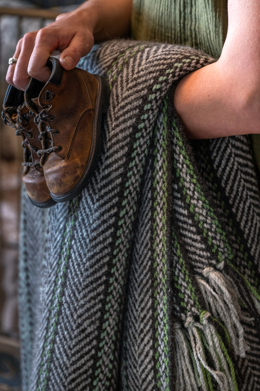 Dornick / Herringbone Stripe Woolen Blanket